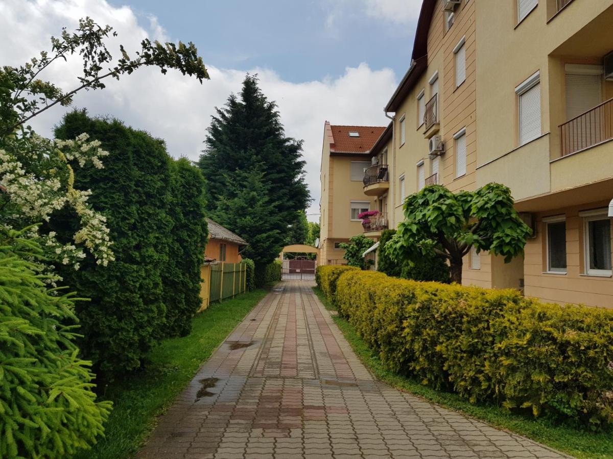 Fischer Apartman 3 Hajdúszoboszló Zewnętrze zdjęcie